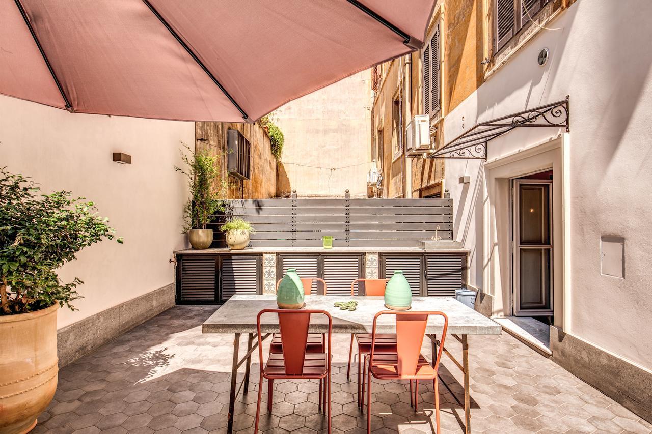 Decharme Apartment With Terrace In Monti Roma Eksteriør bilde