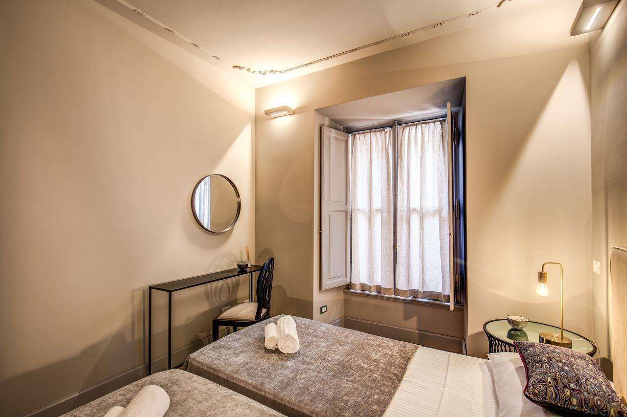 Decharme Apartment With Terrace In Monti Roma Eksteriør bilde
